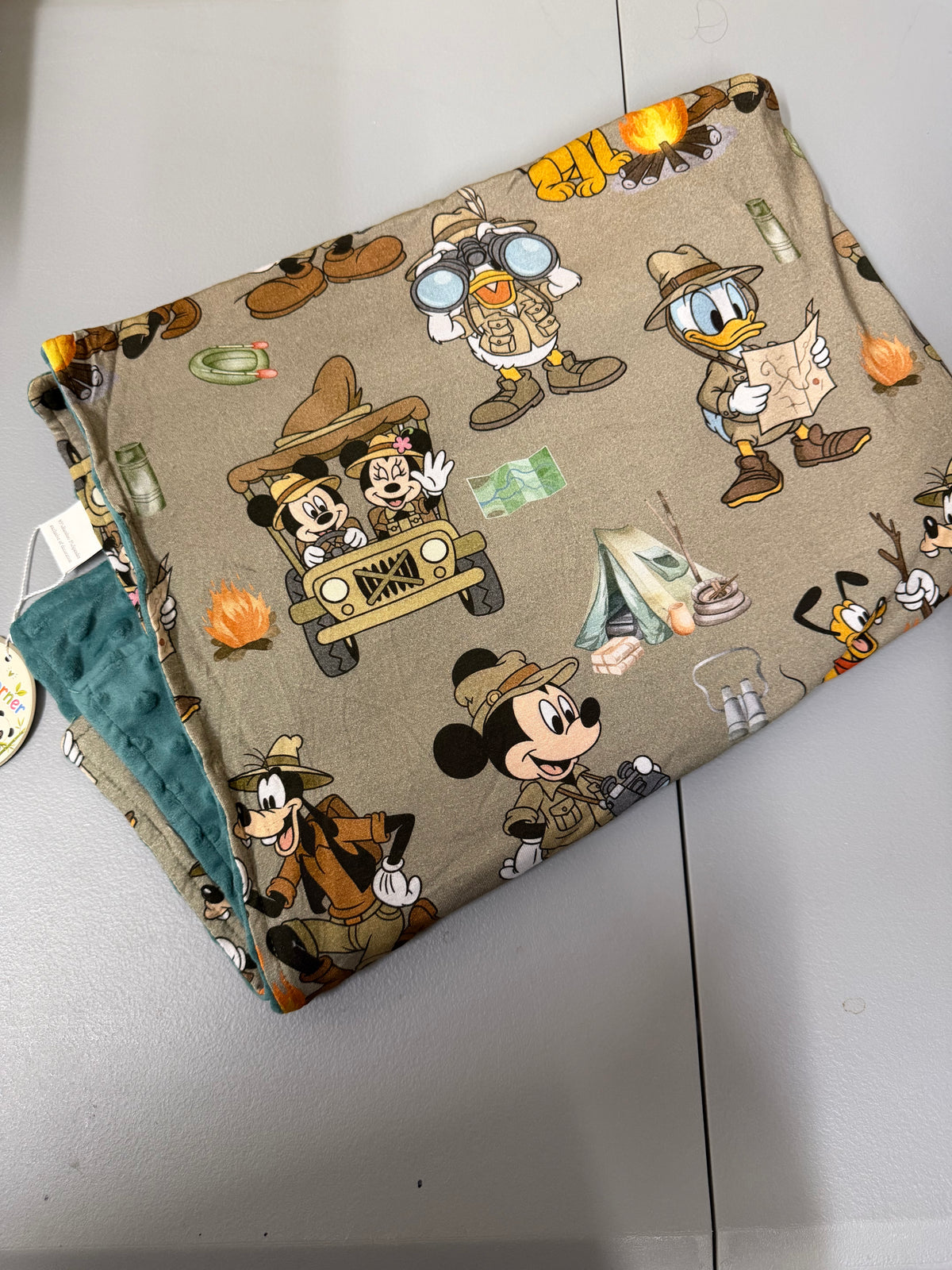 Mickey Explorer bamboo blanket